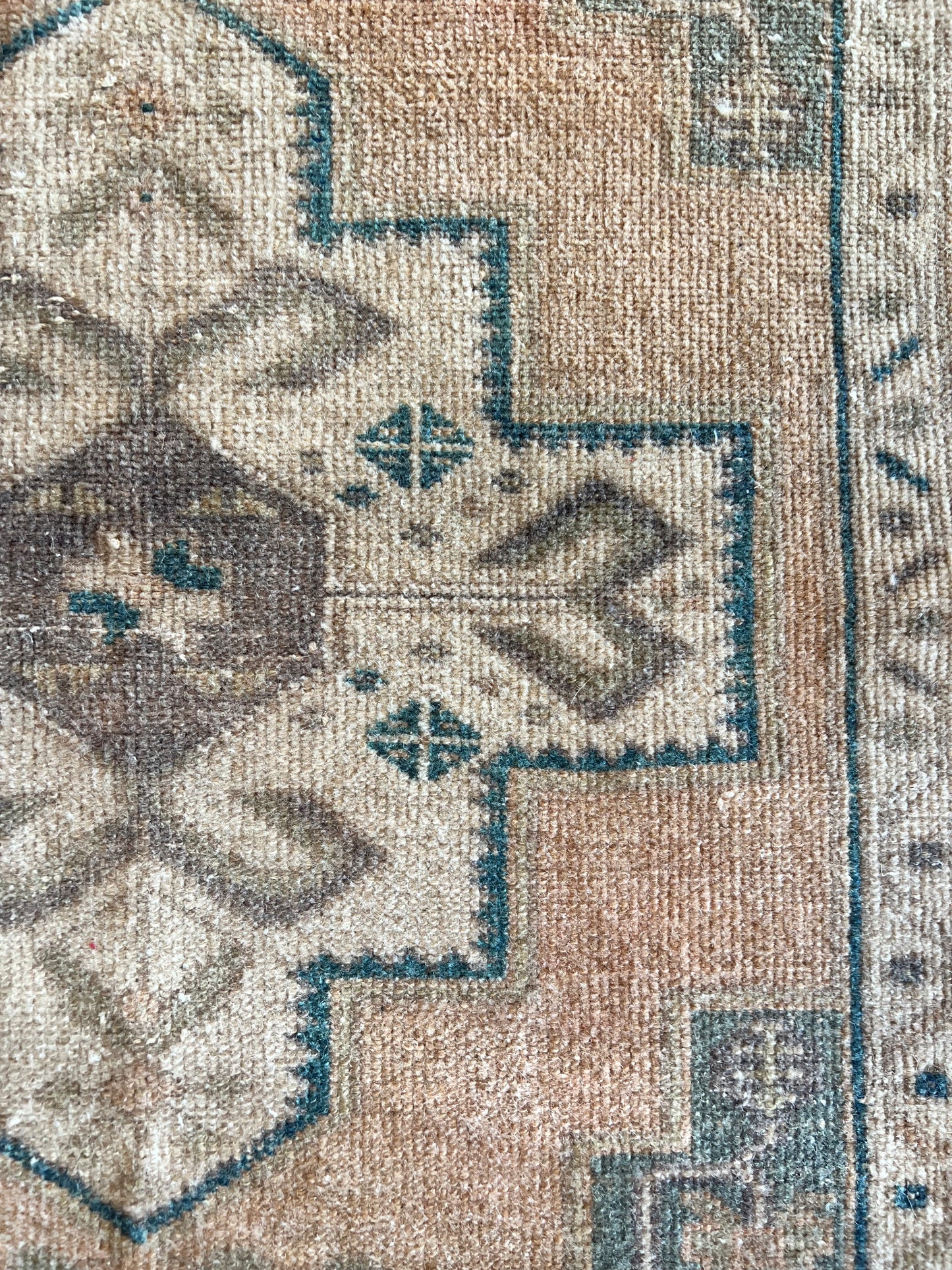 Vintage Turkish Rug VR814 - 2'6"x4'