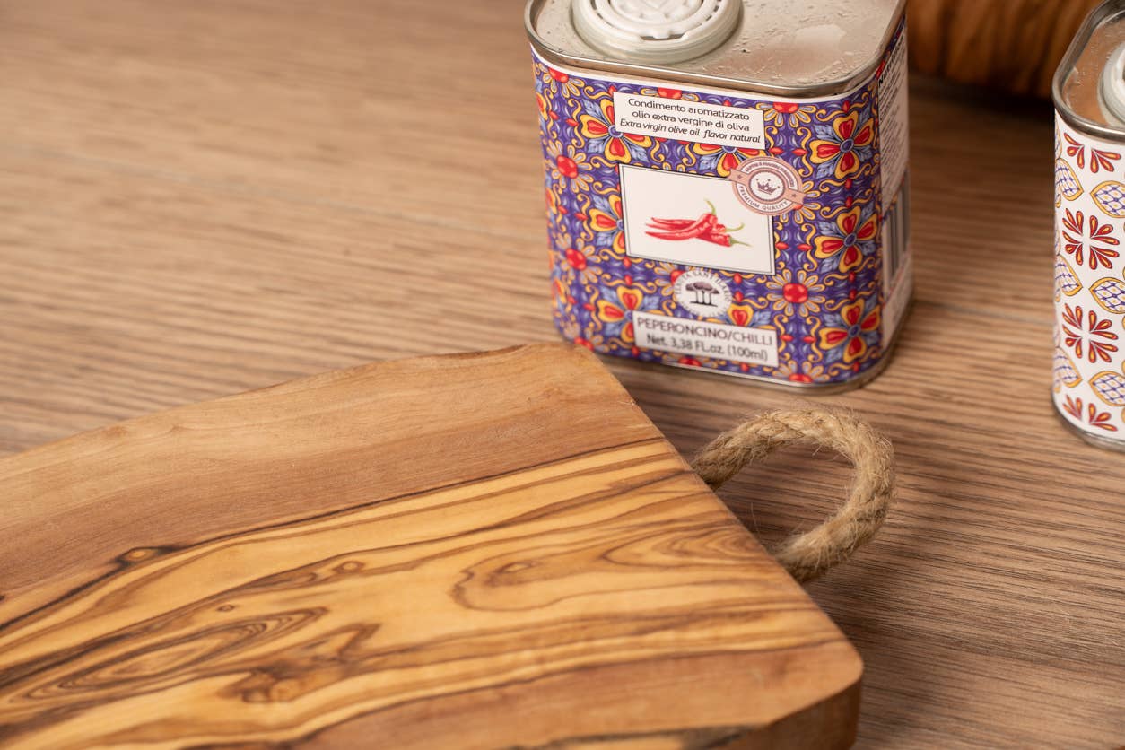 Italian Olivewood Charcuterie and Cheese Board - Rope Handle