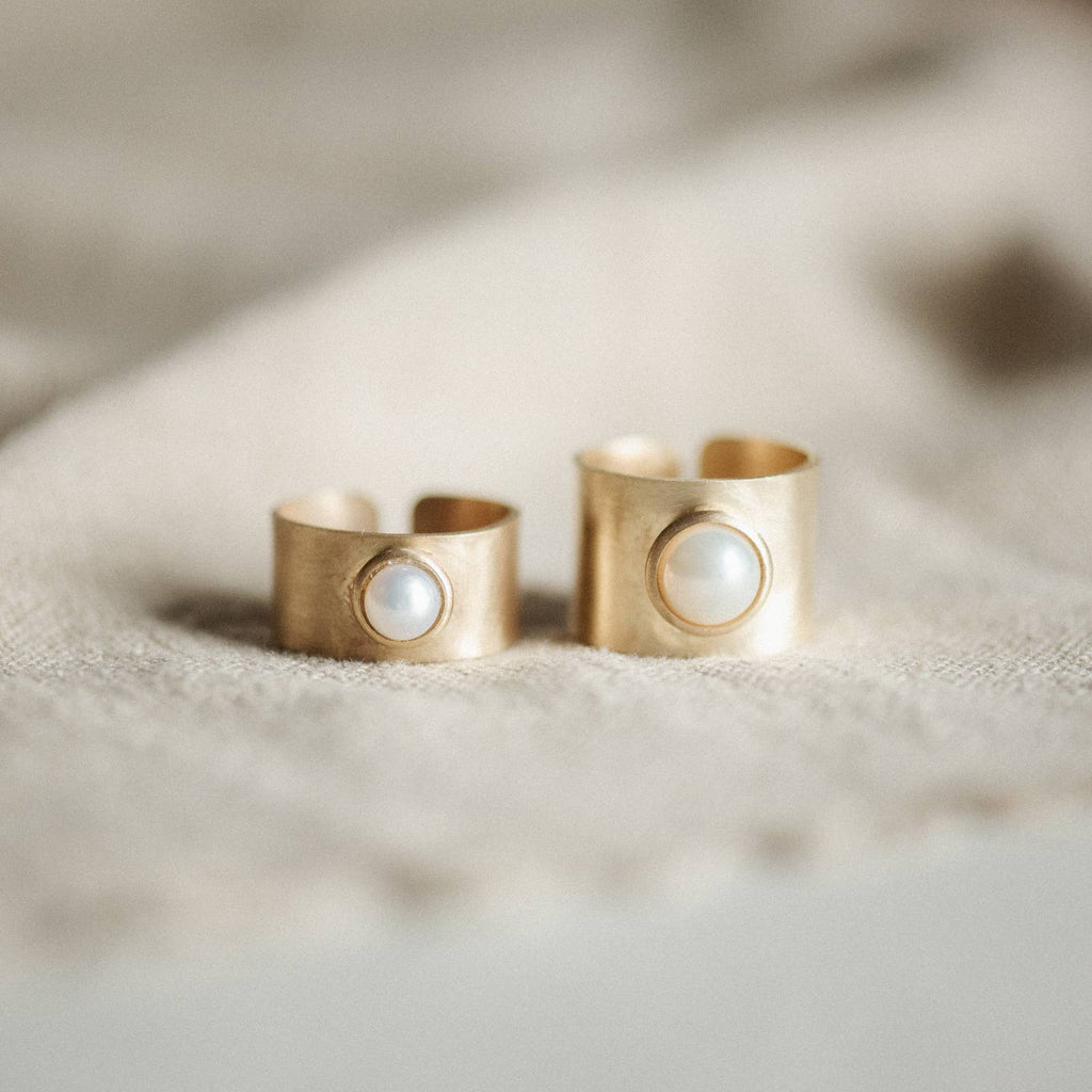 Nile Ring // 8mm // Pearl