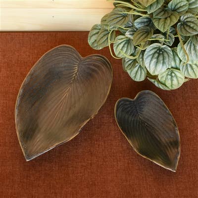 Begonia Leaf Tray Small