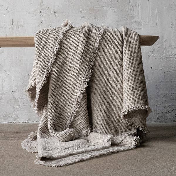 Linen Throw With Fringes - Natural