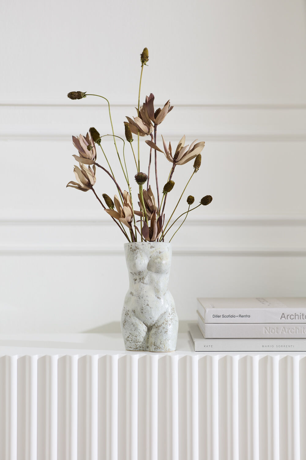 Anora Vase