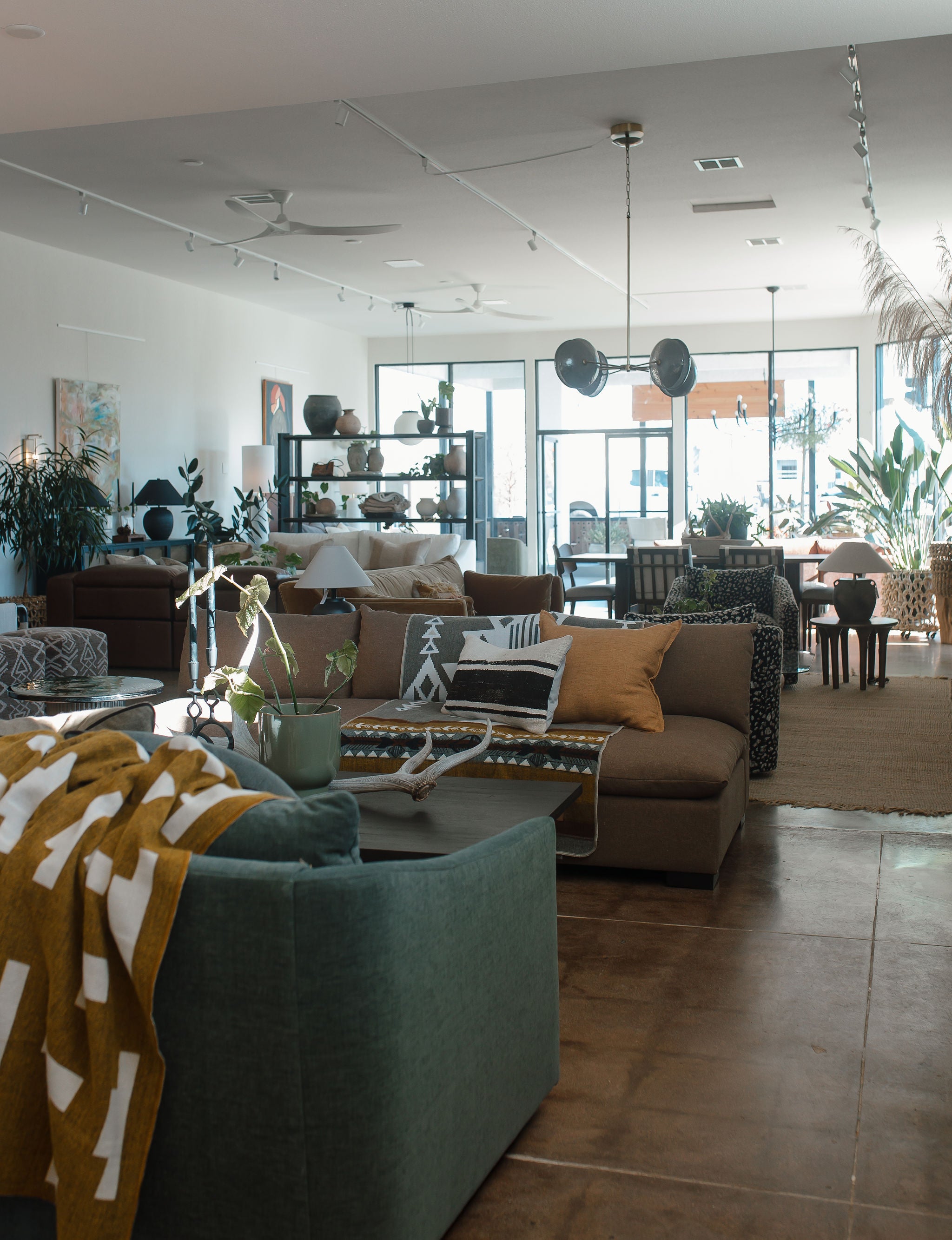 Adler Sofa