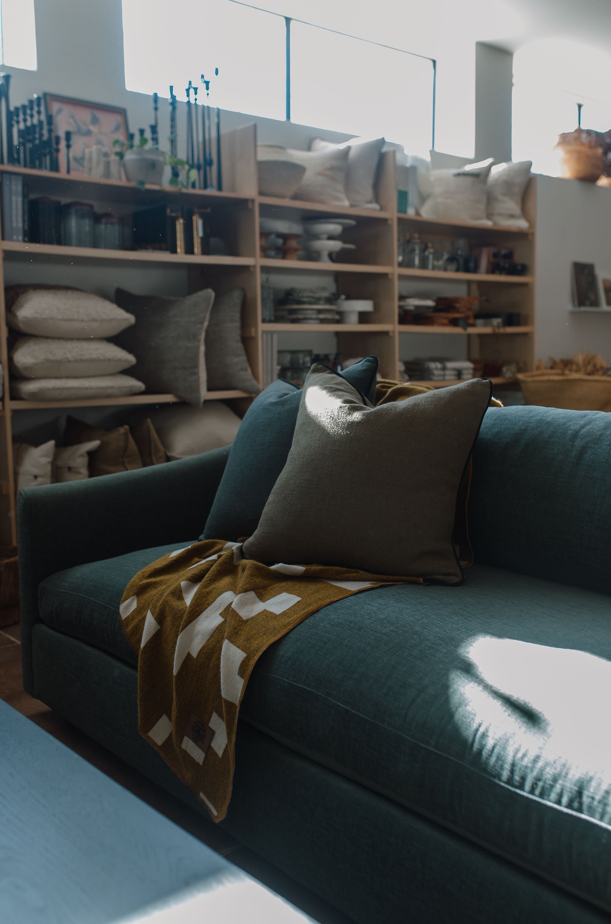 Adler Sofa