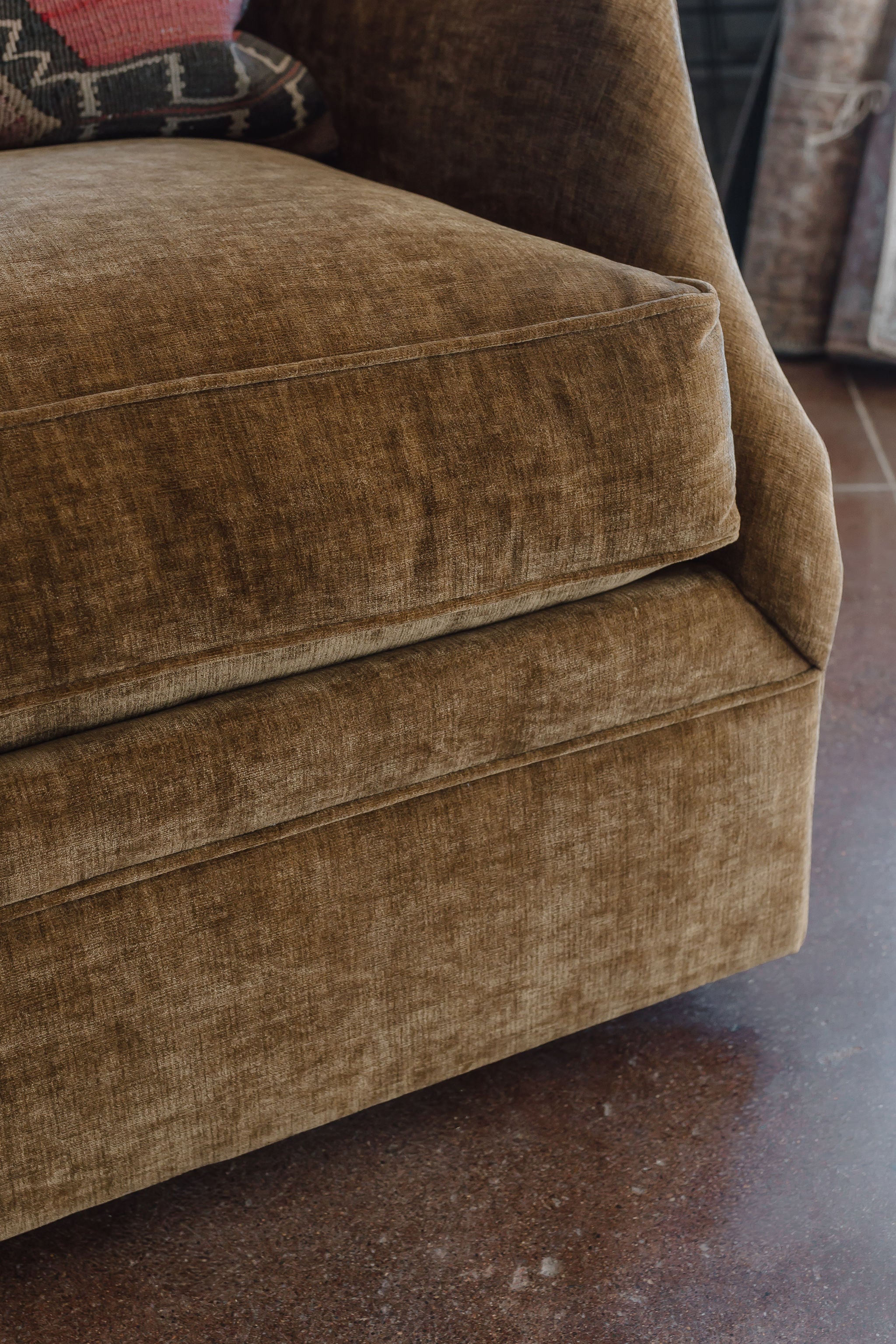 Kara Swivel Chair