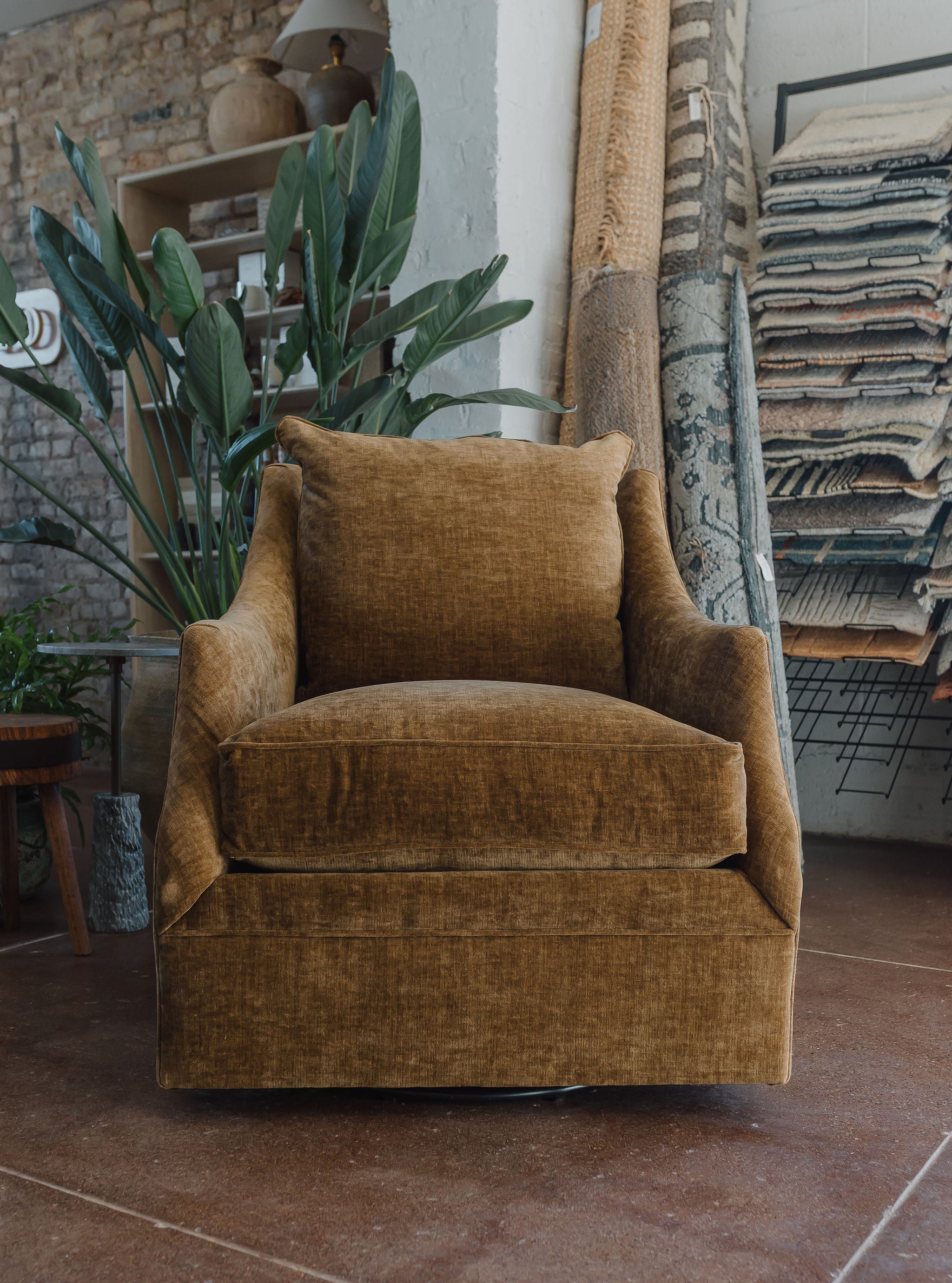 Kara Swivel Chair