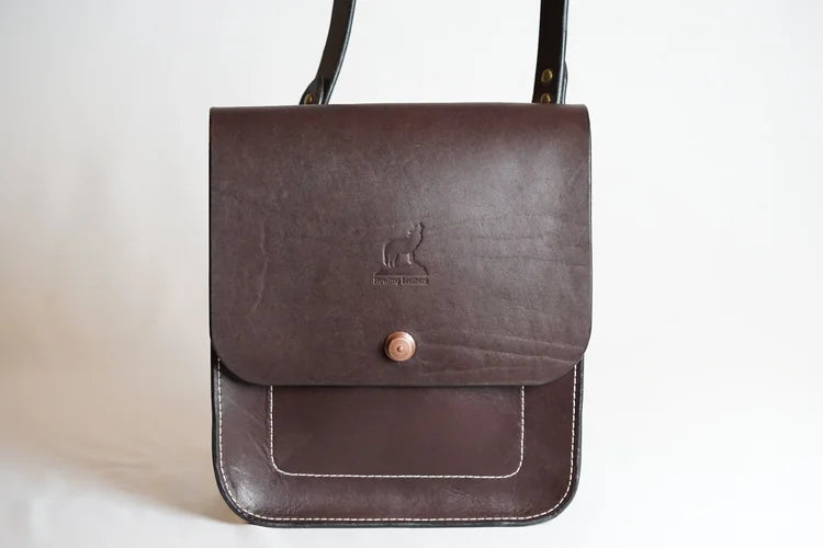 Ridgeline English Bridle Leather - Brass Hardware