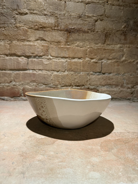 AM 9" Serving Bowl -Umber & Gloss White