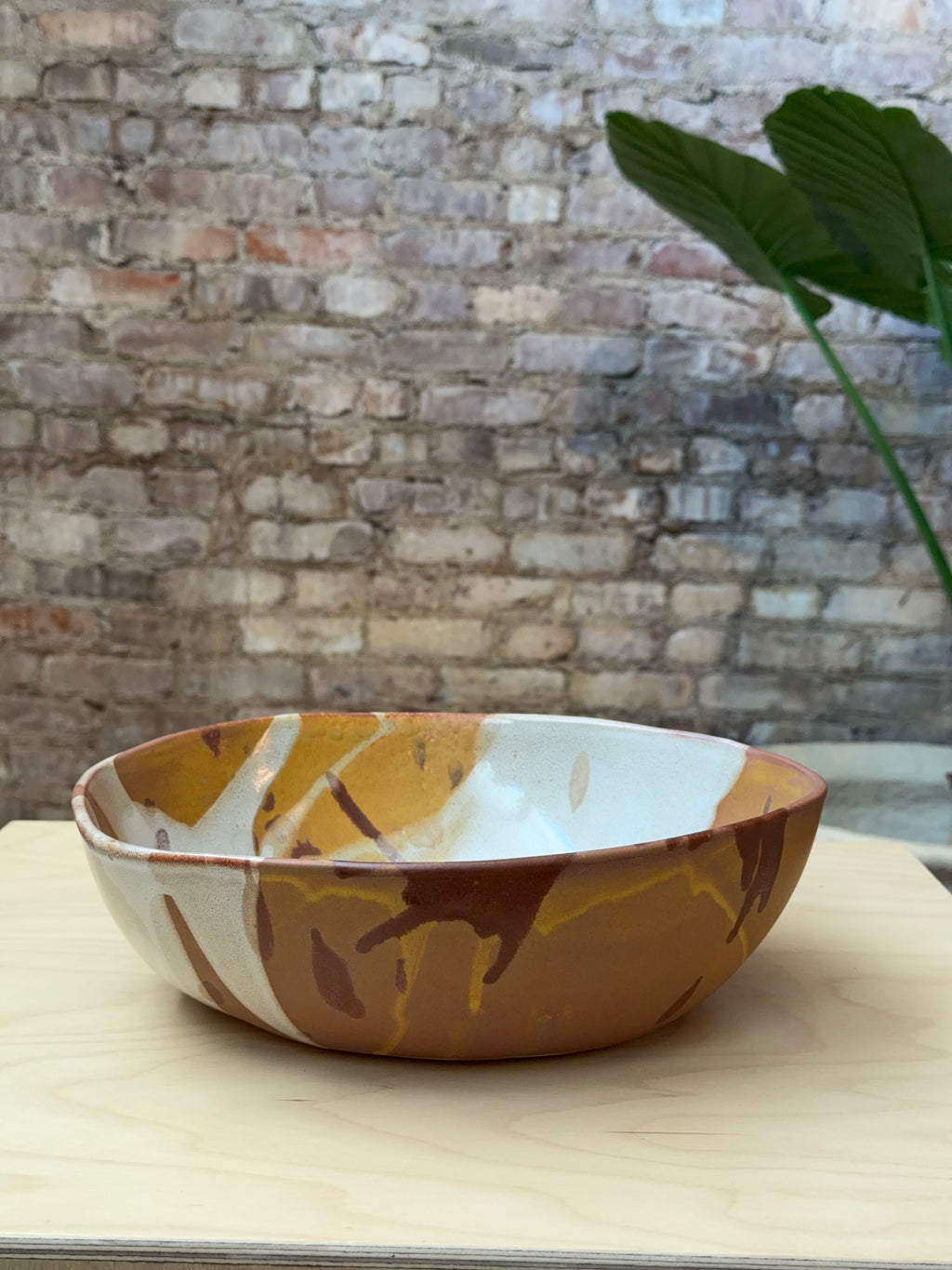 AM 12" Round Bowl in Marble Ochre