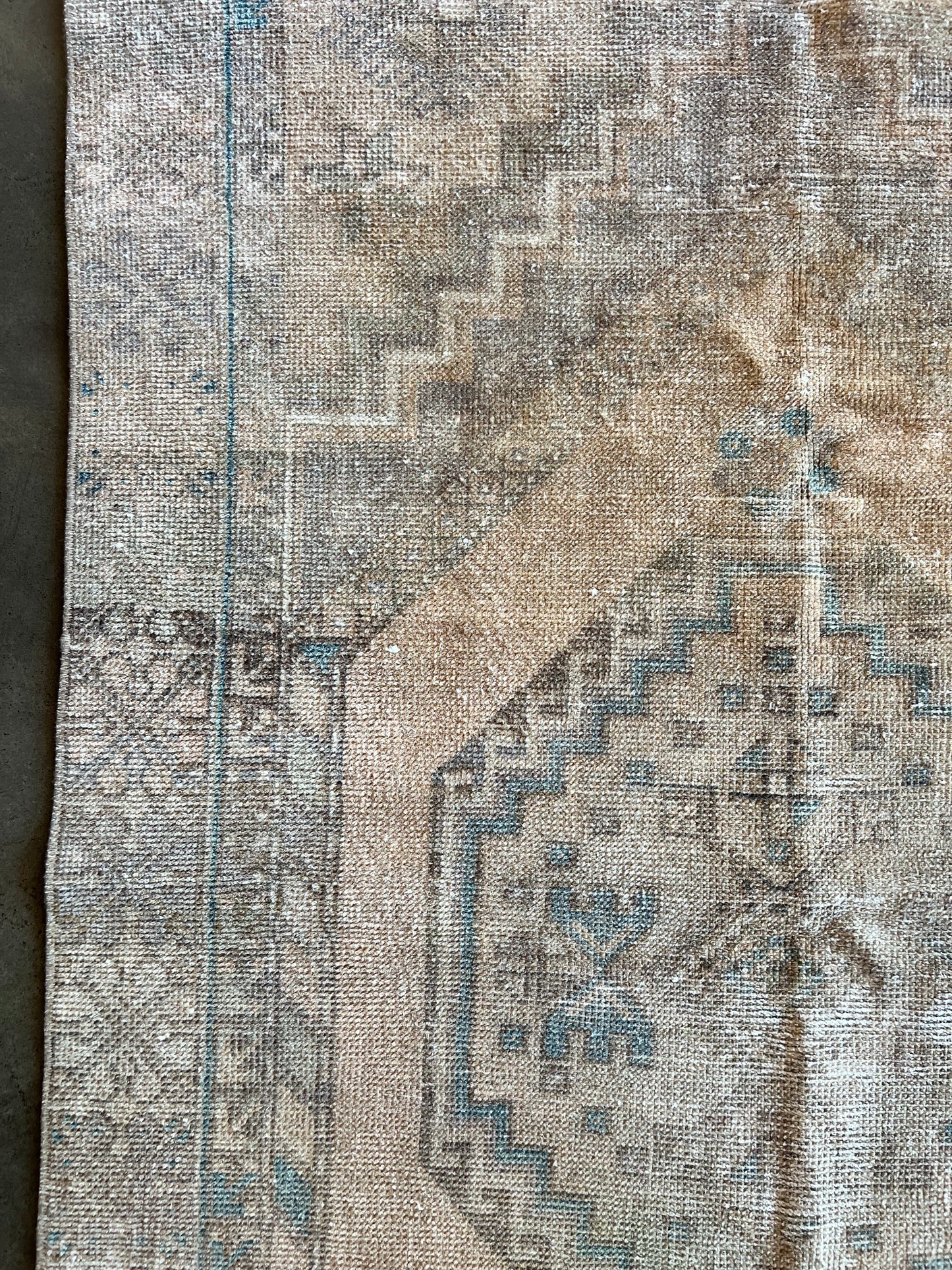 Vintage Turkish Rug VR827 - 5'5"x3'3"