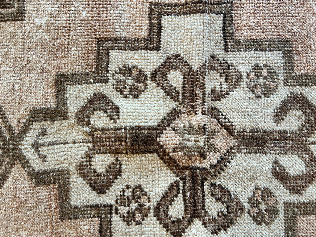 Vintage Turkish Rug VR980 - 1'10"x3'3"