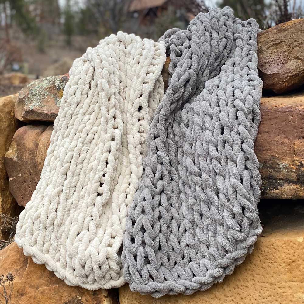 Infinite Chunky Knit Blanket | Minky | Little